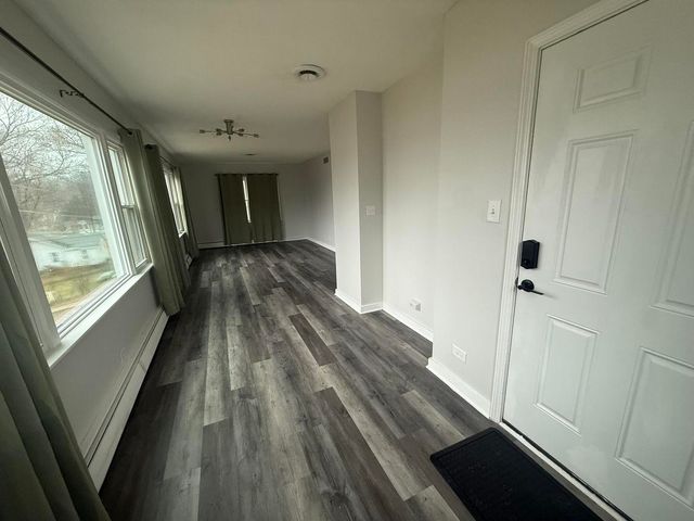 21990 W 6th Street, Lake Villa, IL 60046