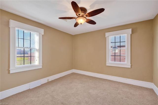 237 Cary ST, Smithfield, VA 23430