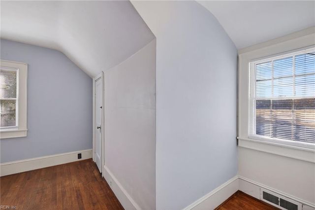 237 Cary ST, Smithfield, VA 23430