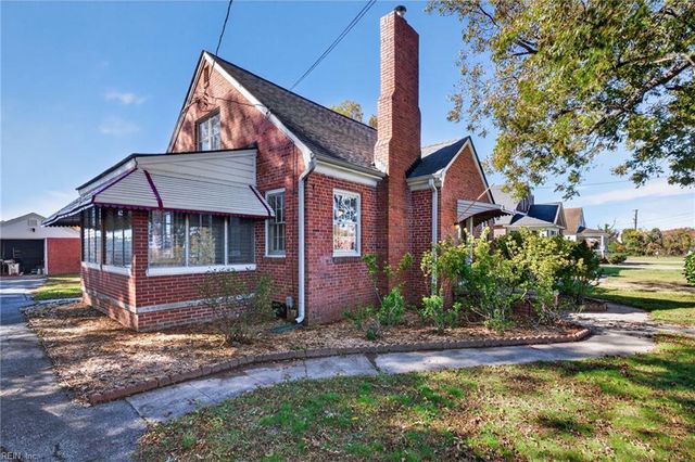 237 Cary ST, Smithfield, VA 23430