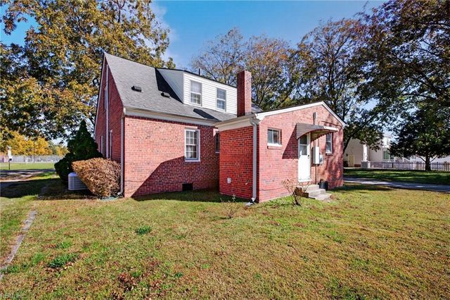 237 Cary ST, Smithfield, VA 23430