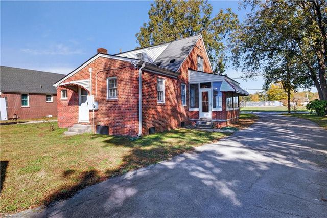 237 Cary ST, Smithfield, VA 23430