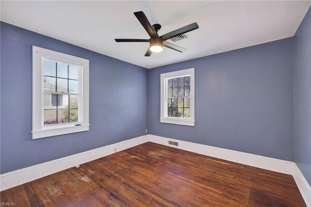 237 Cary ST, Smithfield, VA 23430