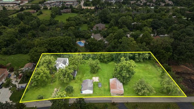 12900 S 94th Avenue, Palos Park, IL 60464