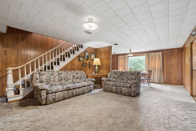 12900 S 94th Avenue, Palos Park, IL 60464