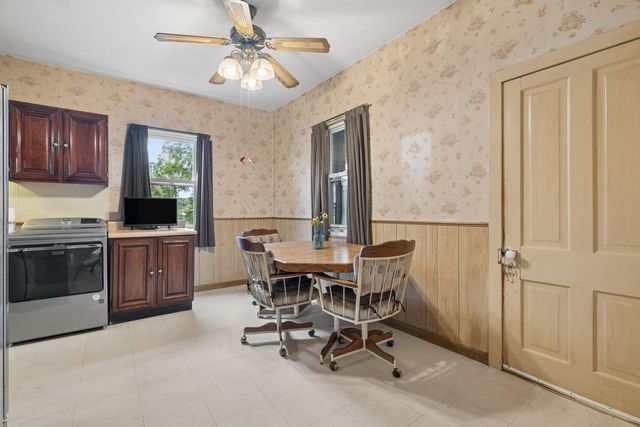 12900 S 94th Avenue, Palos Park, IL 60464