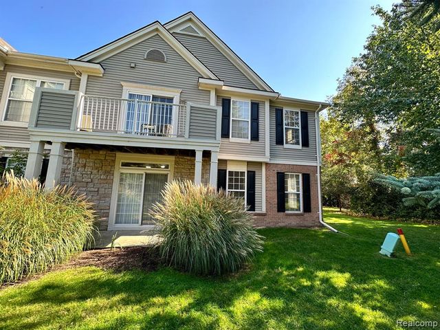 2354 Pinecroft Drive, Canton, MI 48188