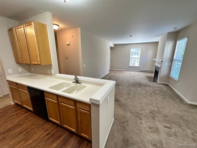 2354 Pinecroft Drive, Canton, MI 48188