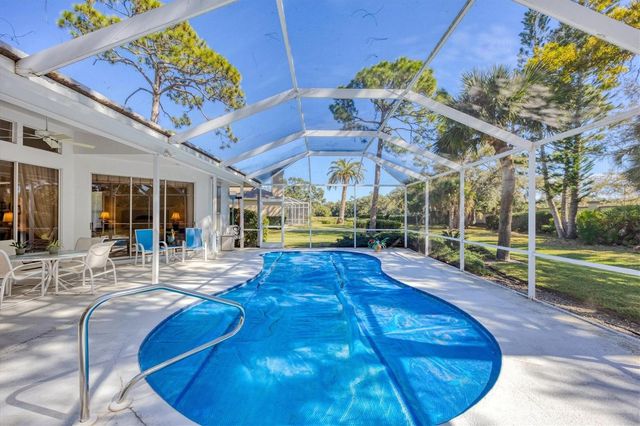 8684 WOODBRIAR DRIVE, Sarasota, FL 34238