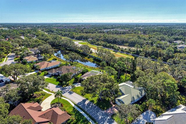 8684 WOODBRIAR DRIVE, Sarasota, FL 34238