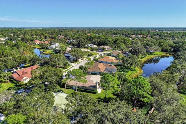 8684 WOODBRIAR DRIVE, Sarasota, FL 34238