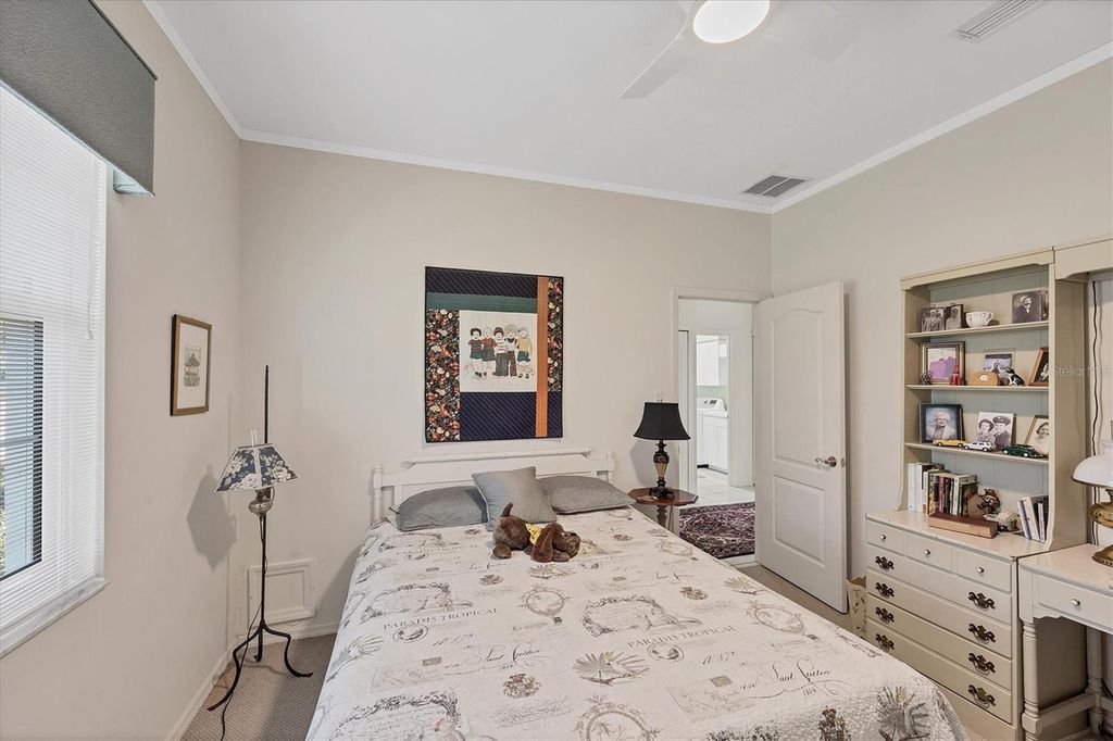 Image 18 of property listing at 8684 WOODBRIAR DRIVE, Sarasota, FL 34238