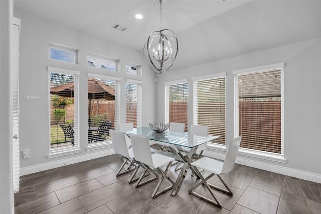 166 Painted Trillium Drive, Conroe, TX 77304