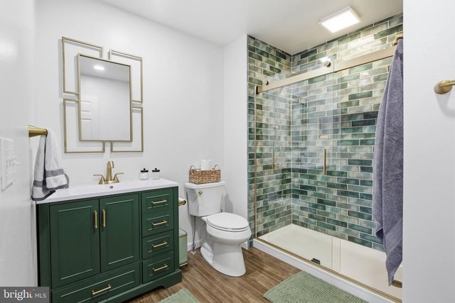 207 LAKESIDE XING, Mount Joy, PA 17552