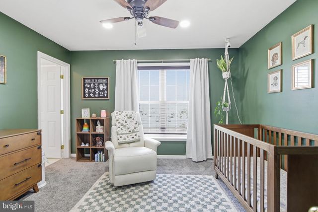 207 LAKESIDE XING, Mount Joy, PA 17552