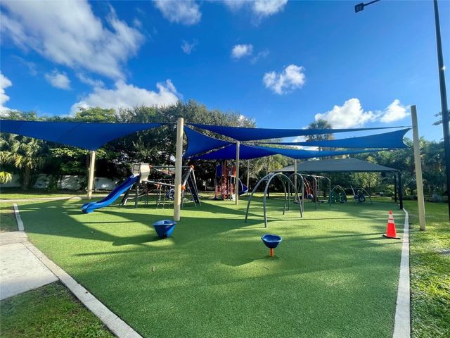 41 Deer Creek Road G-110, Deerfield Beach, FL 33442