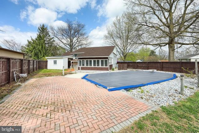 31 E LAKE VIEW DR, Littlestown, PA 17340