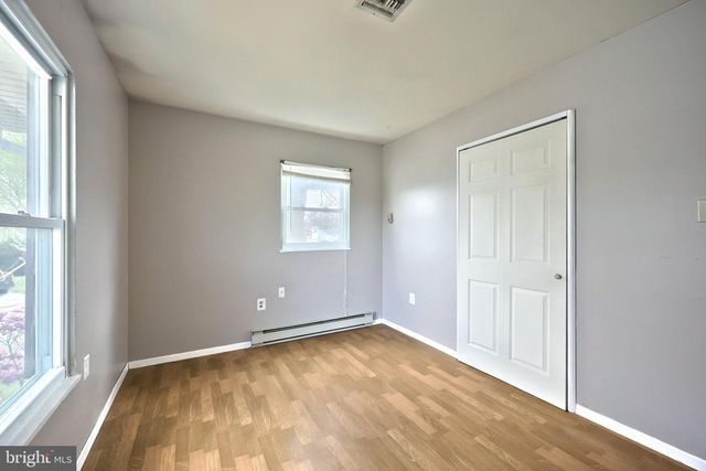 31 E LAKE VIEW DR, Littlestown, PA 17340