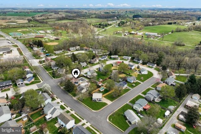 31 E LAKE VIEW DR, Littlestown, PA 17340