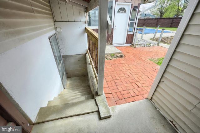 31 E LAKE VIEW DR, Littlestown, PA 17340