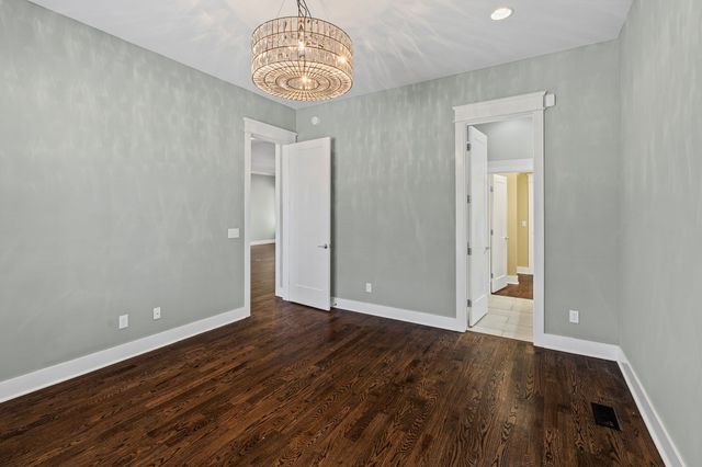 5704 Old Harding Pike, Nashville, TN 37205