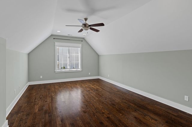 5704 Old Harding Pike, Nashville, TN 37205