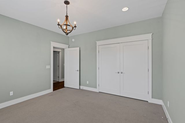 5704 Old Harding Pike, Nashville, TN 37205