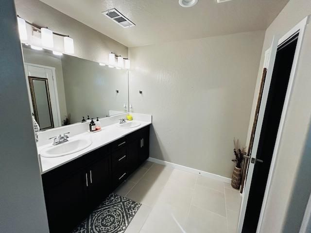 6363 W Oakley Avenue, Fresno, CA 93723