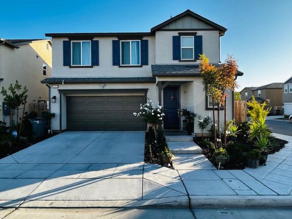 6363 W Oakley Avenue, Fresno, CA 93723