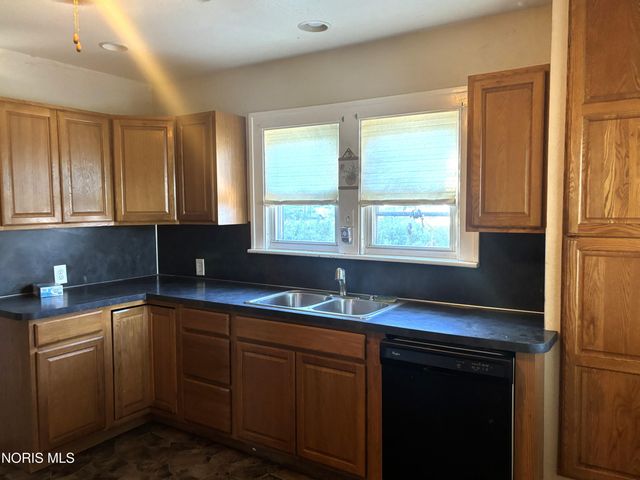 616 Wood Street, Delta, OH 43515