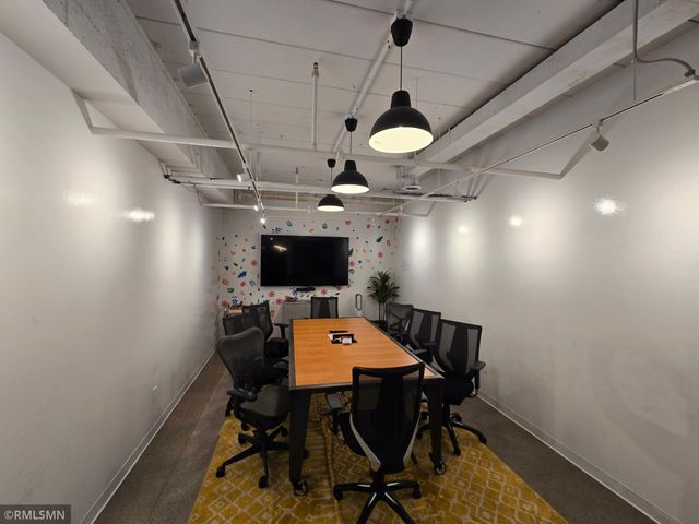 2429 Nicollet Avenue S, Minneapolis, MN 55404