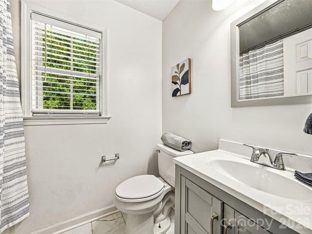 57 N Sunberry Trail, Fletcher, NC 28732