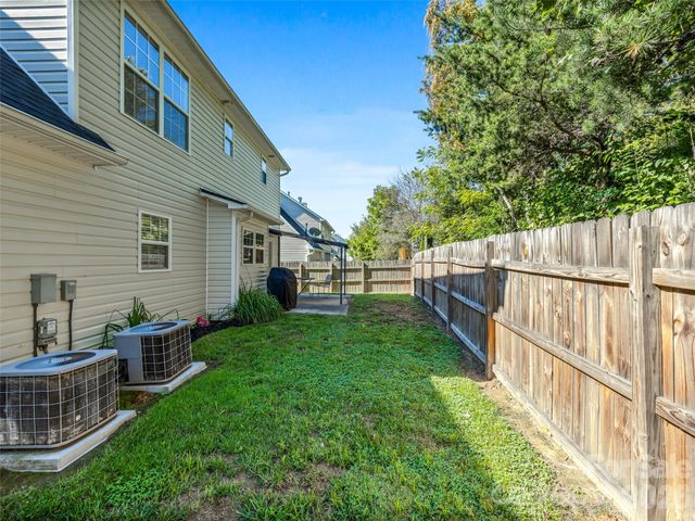 57 N Sunberry Trail, Fletcher, NC 28732