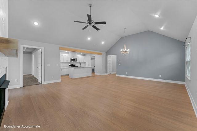 4234 W Buckaroo Street, Fayetteville, AR 72704