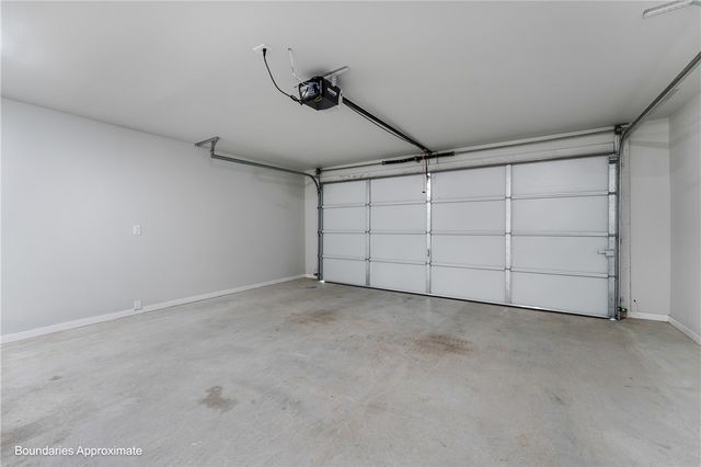 4234 W Buckaroo Street, Fayetteville, AR 72704