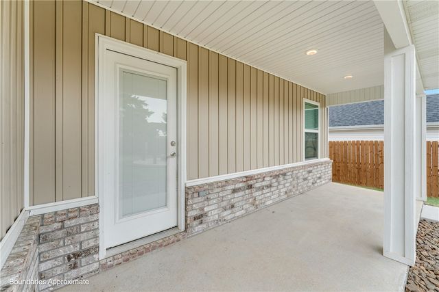 4234 W Buckaroo Street, Fayetteville, AR 72704