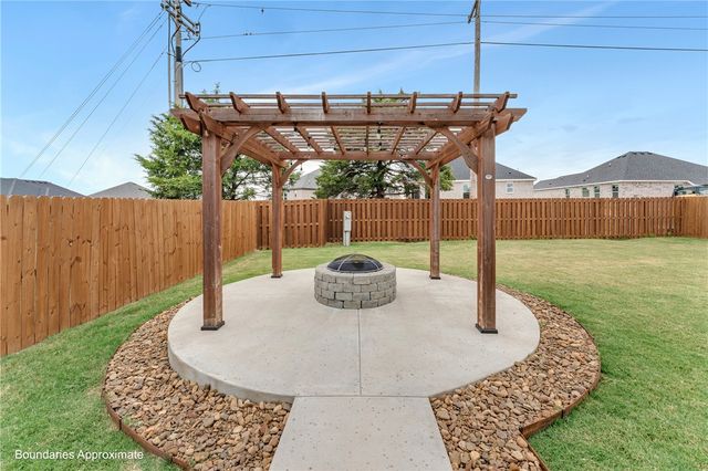 4234 W Buckaroo Street, Fayetteville, AR 72704