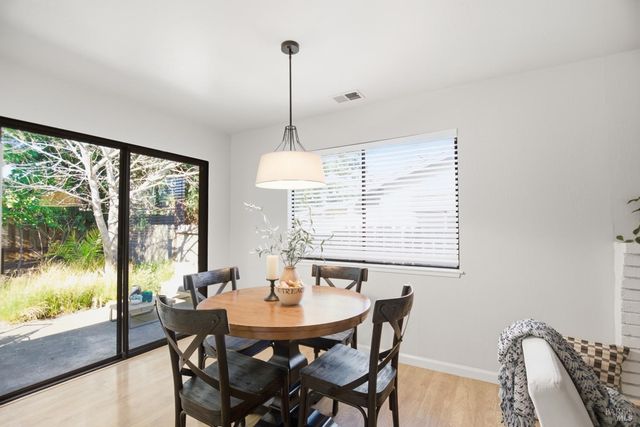 758 Pueblo Ave, Napa, CA 94558