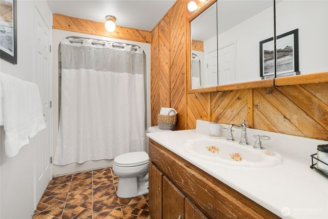 16220 SE 132nd Street, Renton, WA 98059