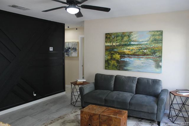 4842 Cobb Valley, Kirby, TX 78219