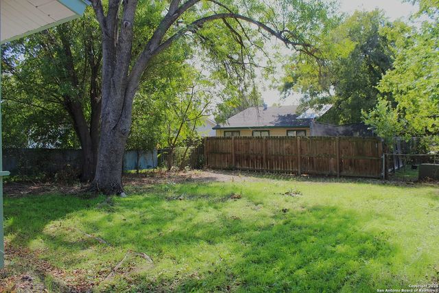 4842 Cobb Valley, Kirby, TX 78219