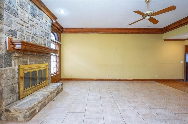 4417 W 130th Street, Leawood, KS 66209