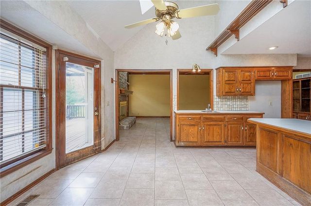 4417 W 130th Street, Leawood, KS 66209