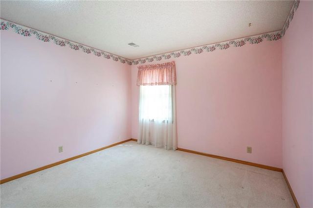 4417 W 130th Street, Leawood, KS 66209