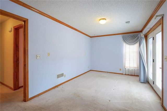 4417 W 130th Street, Leawood, KS 66209