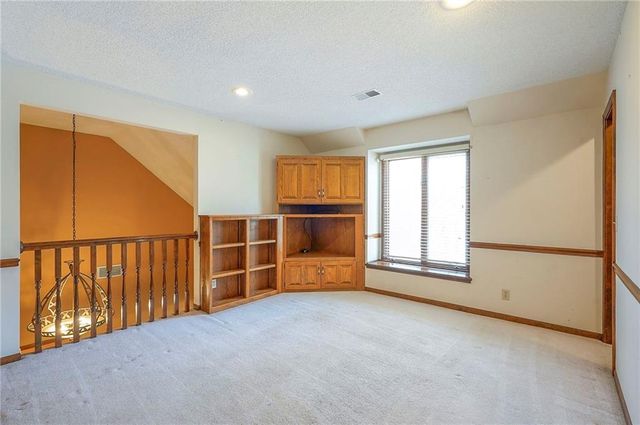 4417 W 130th Street, Leawood, KS 66209