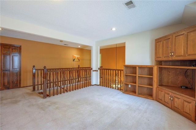 4417 W 130th Street, Leawood, KS 66209