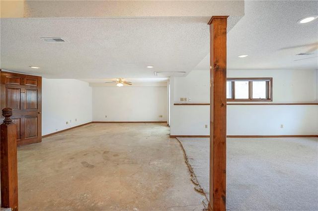 4417 W 130th Street, Leawood, KS 66209