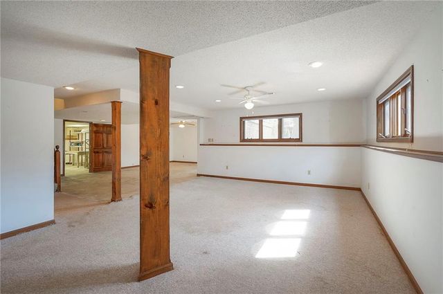 4417 W 130th Street, Leawood, KS 66209