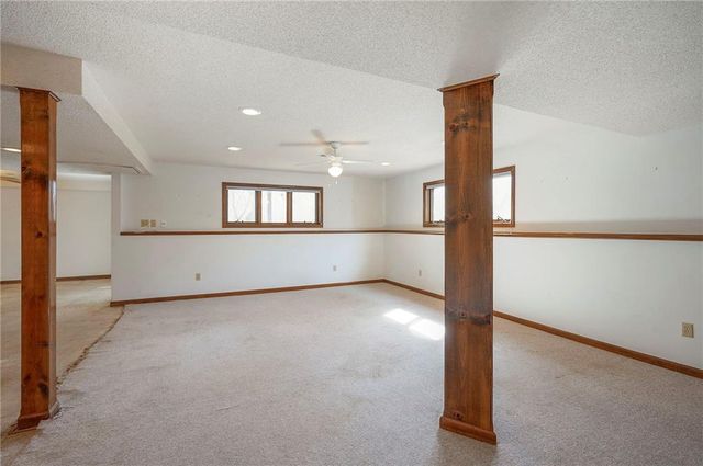 4417 W 130th Street, Leawood, KS 66209